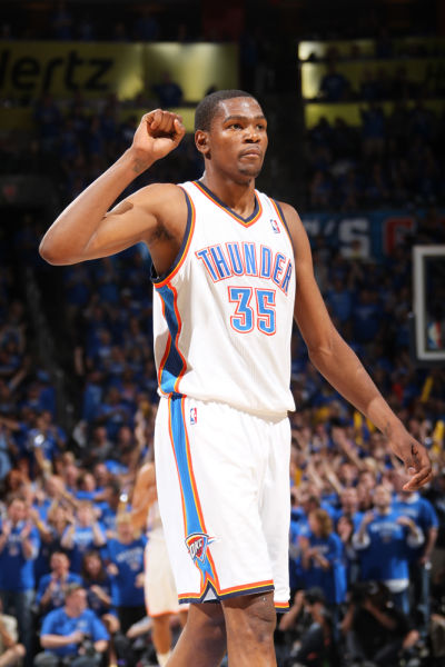 2-1力克曼城！埃迪·豪收获纽卡生涯第100胜（2-1击败曼城！埃迪·豪完成纽卡执教第100胜）