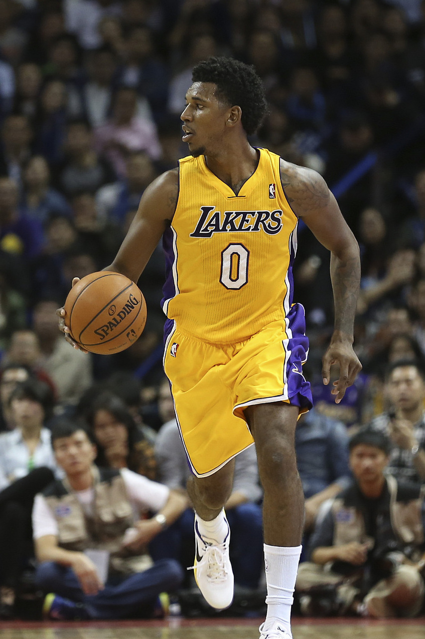 TA：部分牙买加国脚不愿格林伍德入队，认为其意图搭“顺风车”（TA：部分牙买加国脚反对格林伍德入选，认为他想借机蹭热度）