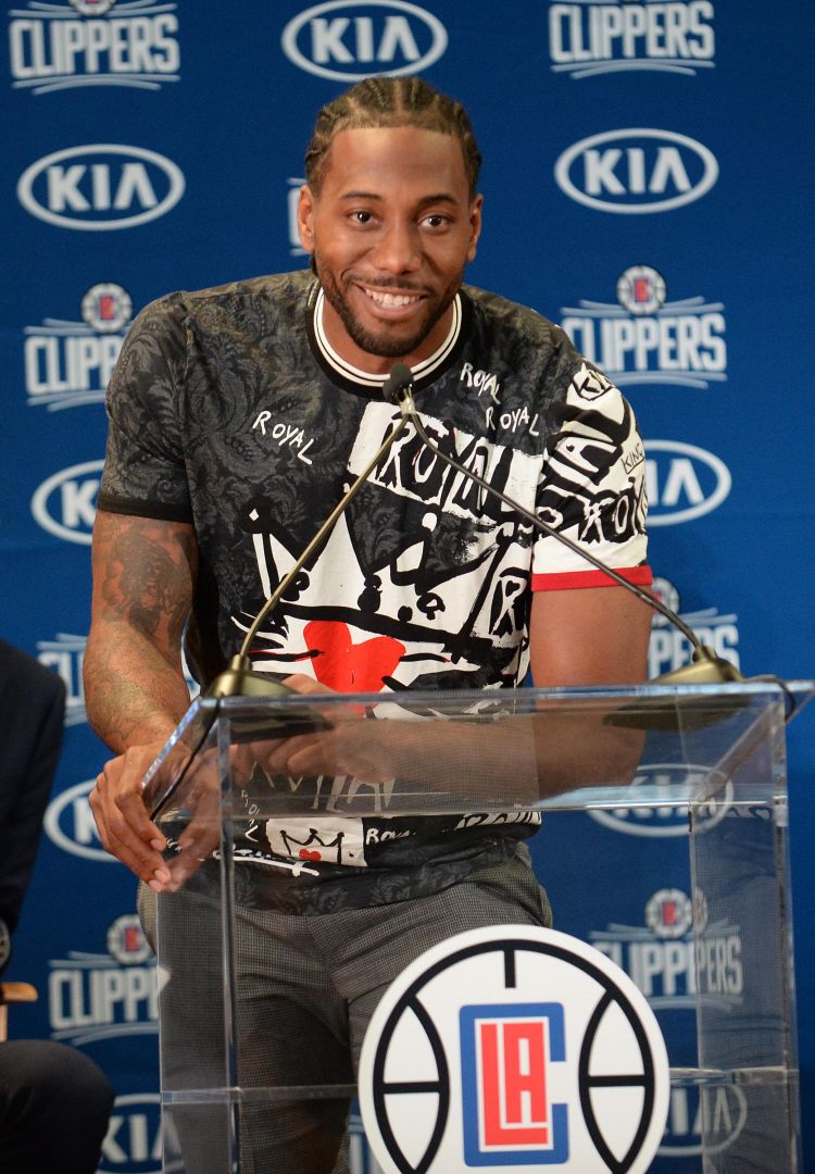 意甲-博洛尼亚VS克雷莫纳：小球会被看好争冠（意甲-博洛尼亚战克雷莫纳：小球队更被看好问鼎冠军）