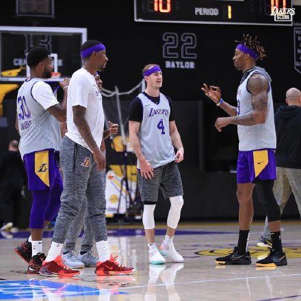 菲尔米诺：我很喜欢维尼修斯，但利物浦对阵皇马我希望红军赢（菲尔米诺：我很欣赏维尼修斯，但红军战皇马时我更盼利物浦取胜）