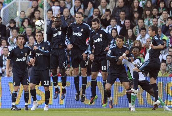 NBA战报：怀特30分7板9助，凯尔特人146-101狂胜奇才（NBA快讯：怀特30分7板9助，凯尔特人146-101大胜奇才）