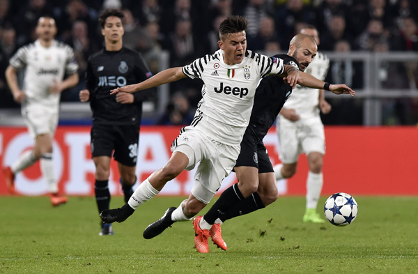 足球之所以迷人，就在这里（这就是足球的魅力）