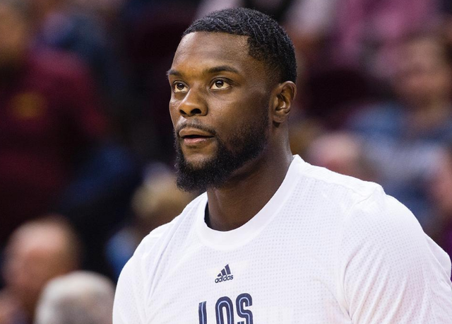 穆斯卡特：林加德表现很好，但吾米提江和他表现至少一样好（穆斯卡特：林加德发挥不俗，吾米提江的表现至少不逊于他）